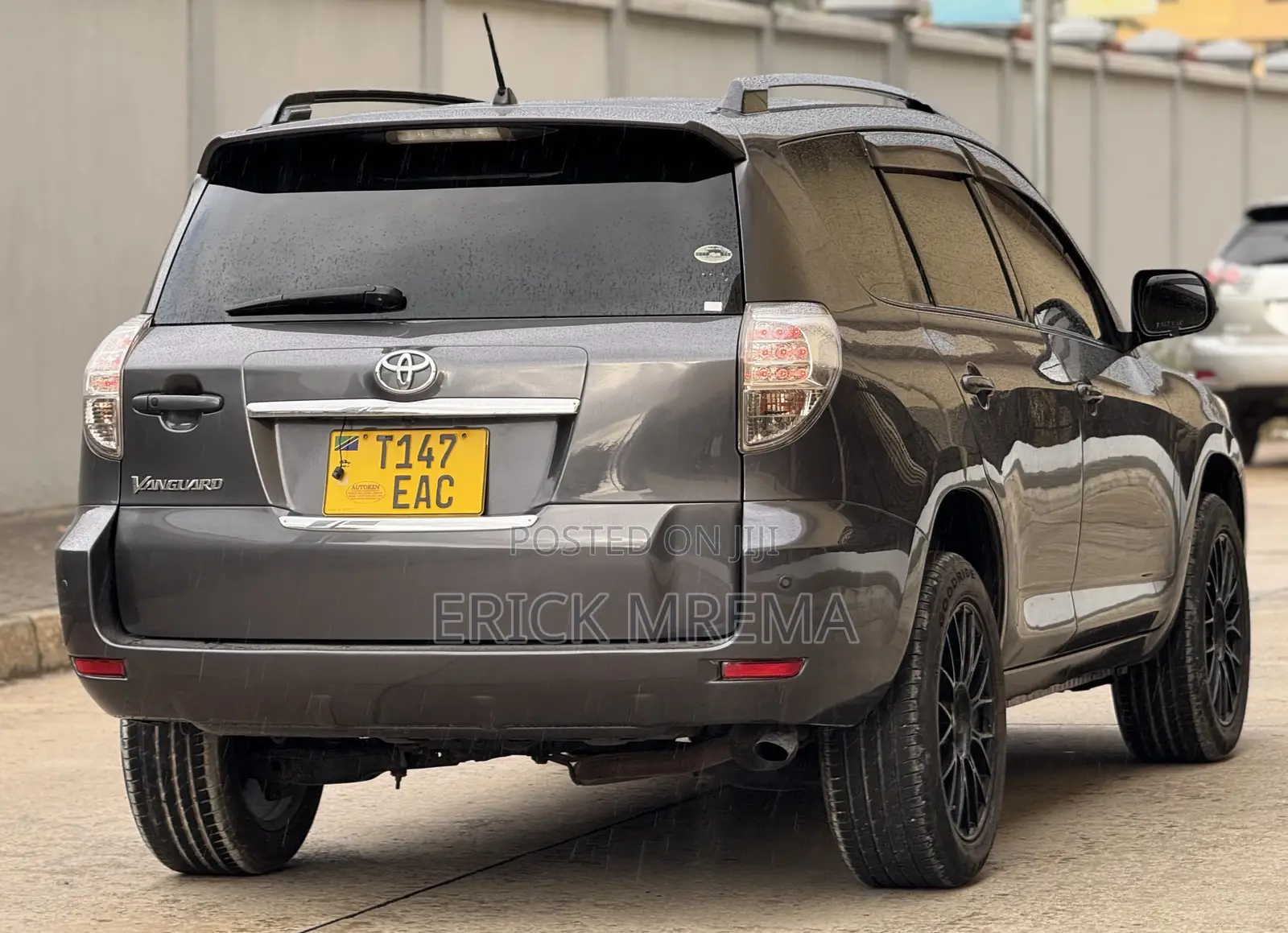 Toyota Vanguard 2008 Gray
