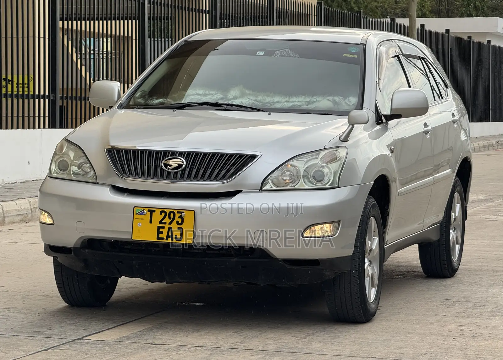 Toyota Harrier 3.5 V6 2006 Silver