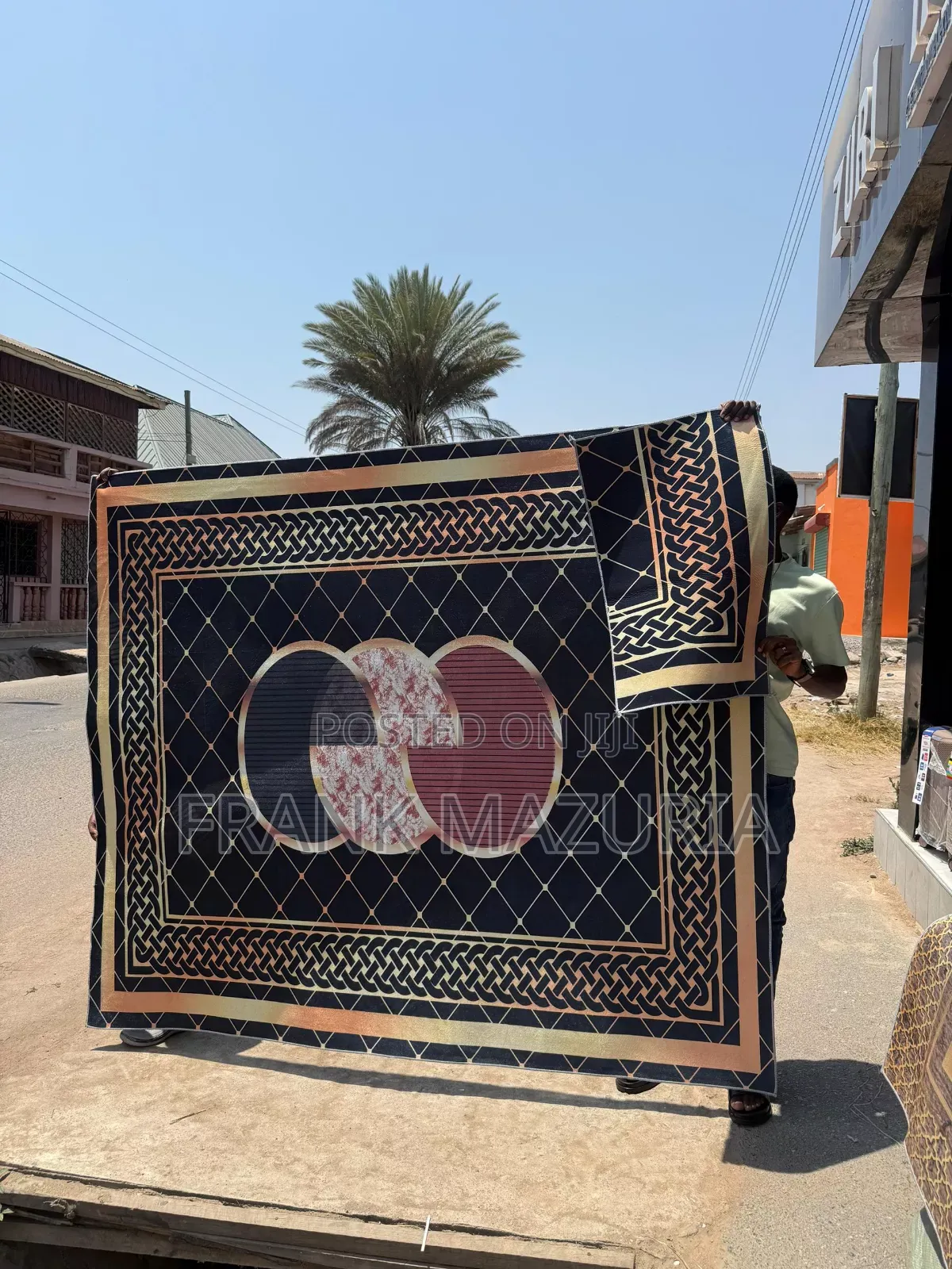 Zuria 3D Pamoja Na Domart Yake
