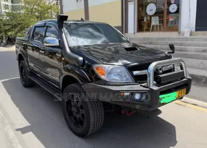 Toyota Hilux 2006 Black