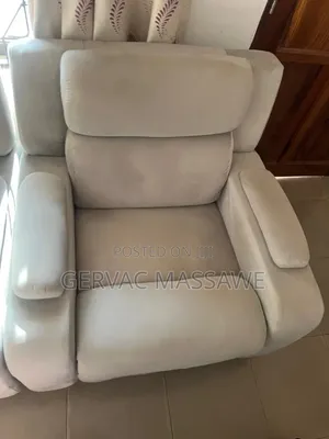 Makochi Mazuri Used