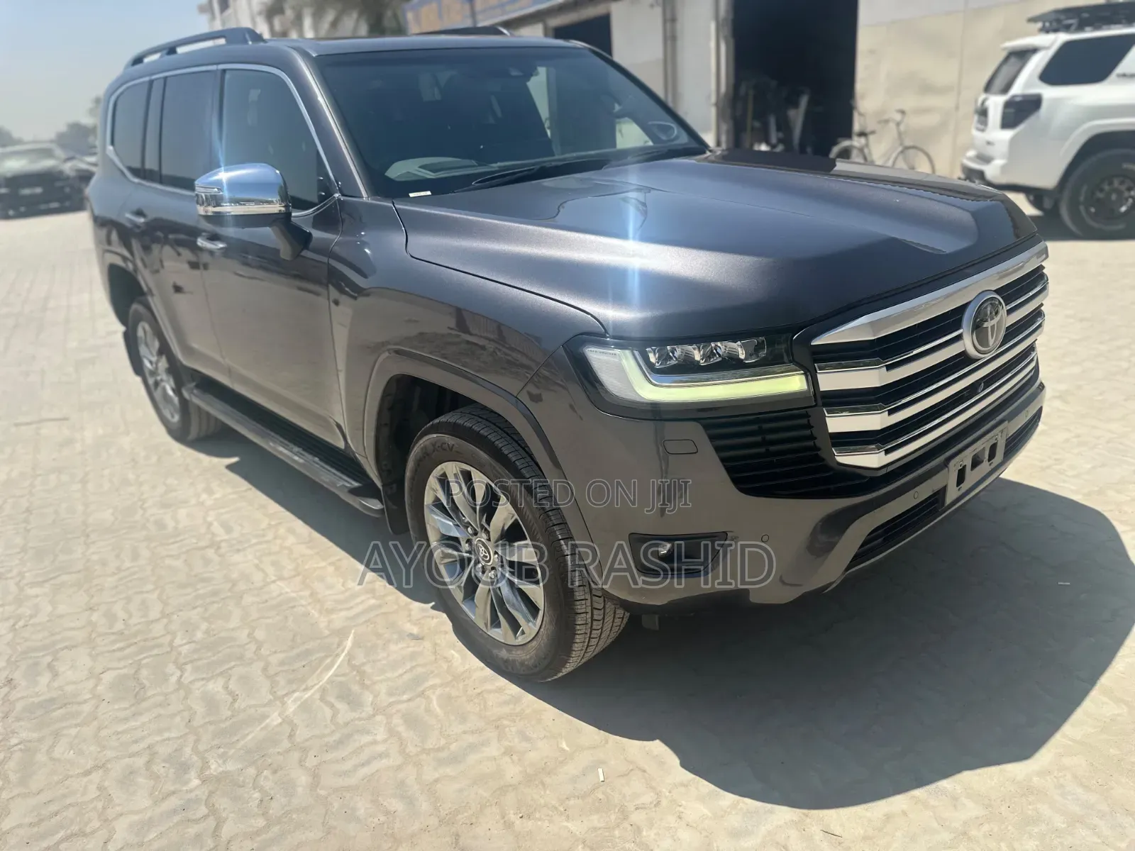New Toyota Land Cruiser LC300 2024 Gray