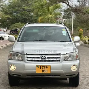 Toyota Kluger 2004 Silver