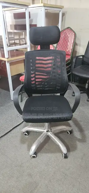 Kiti Cha Kuzunguka High Beck With Headrest