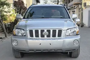 Toyota Kluger 2001 Silver