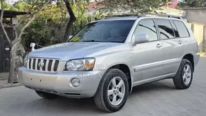 Toyota Kluger 2001 Silver