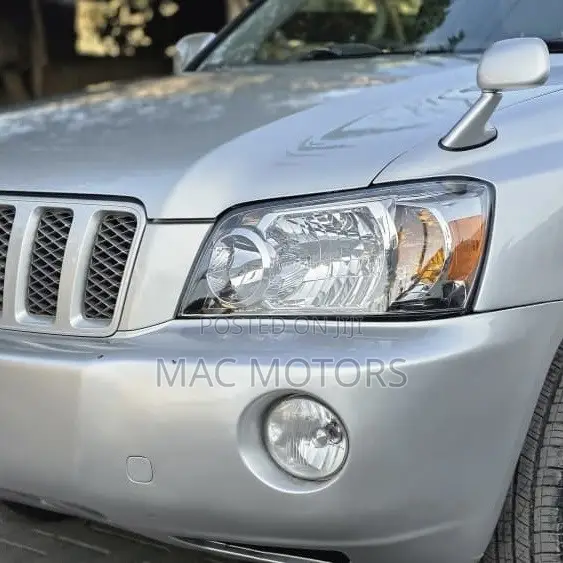 Toyota Kluger 2001 Silver