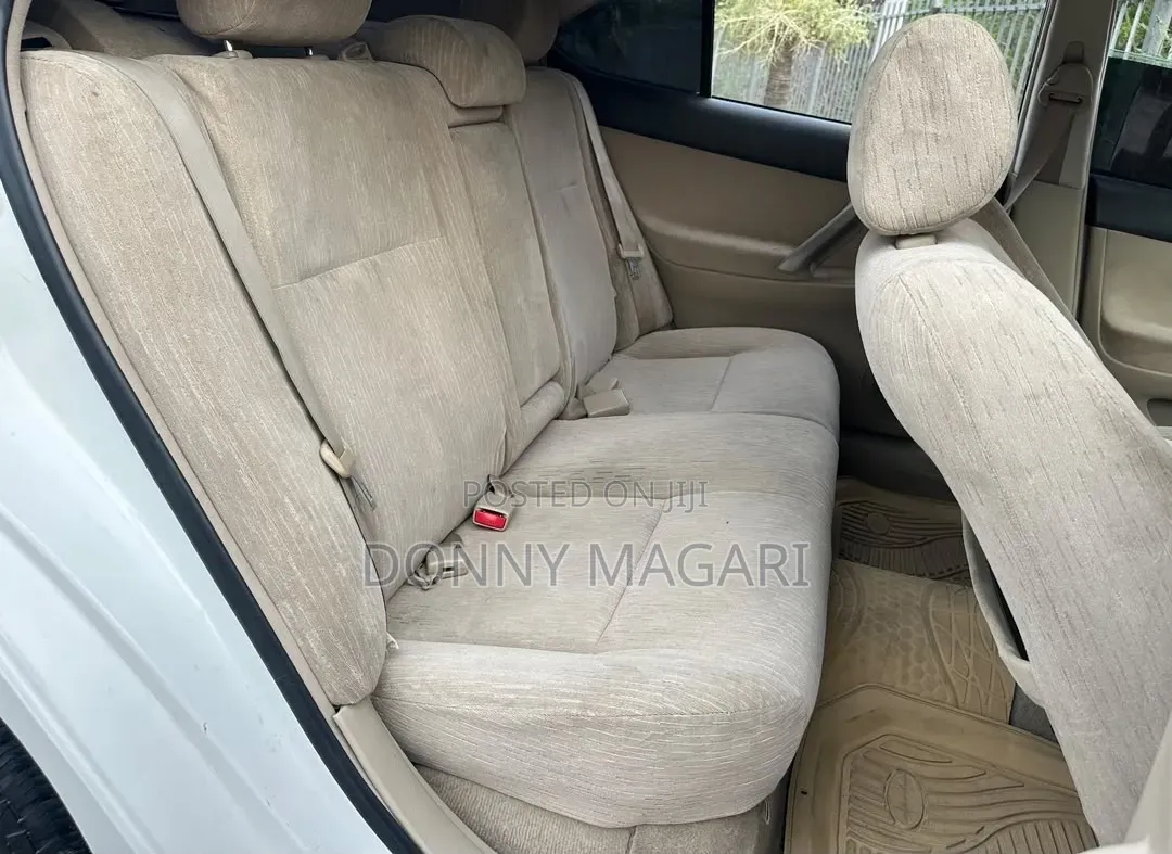 Toyota Premio 1.5 FWD 2006 Silver