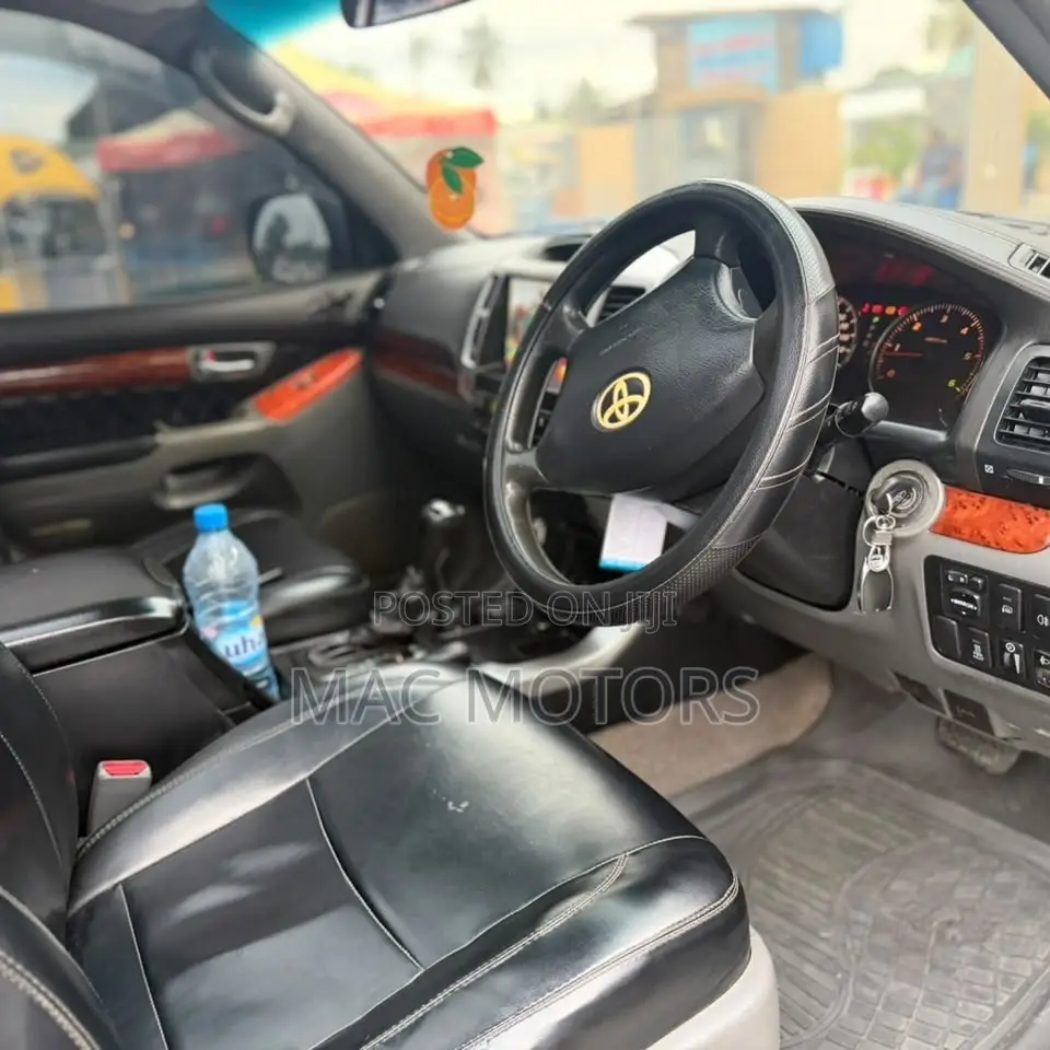 Toyota Land Cruiser Prado 3.0 D-4D 5dr 2005 Black