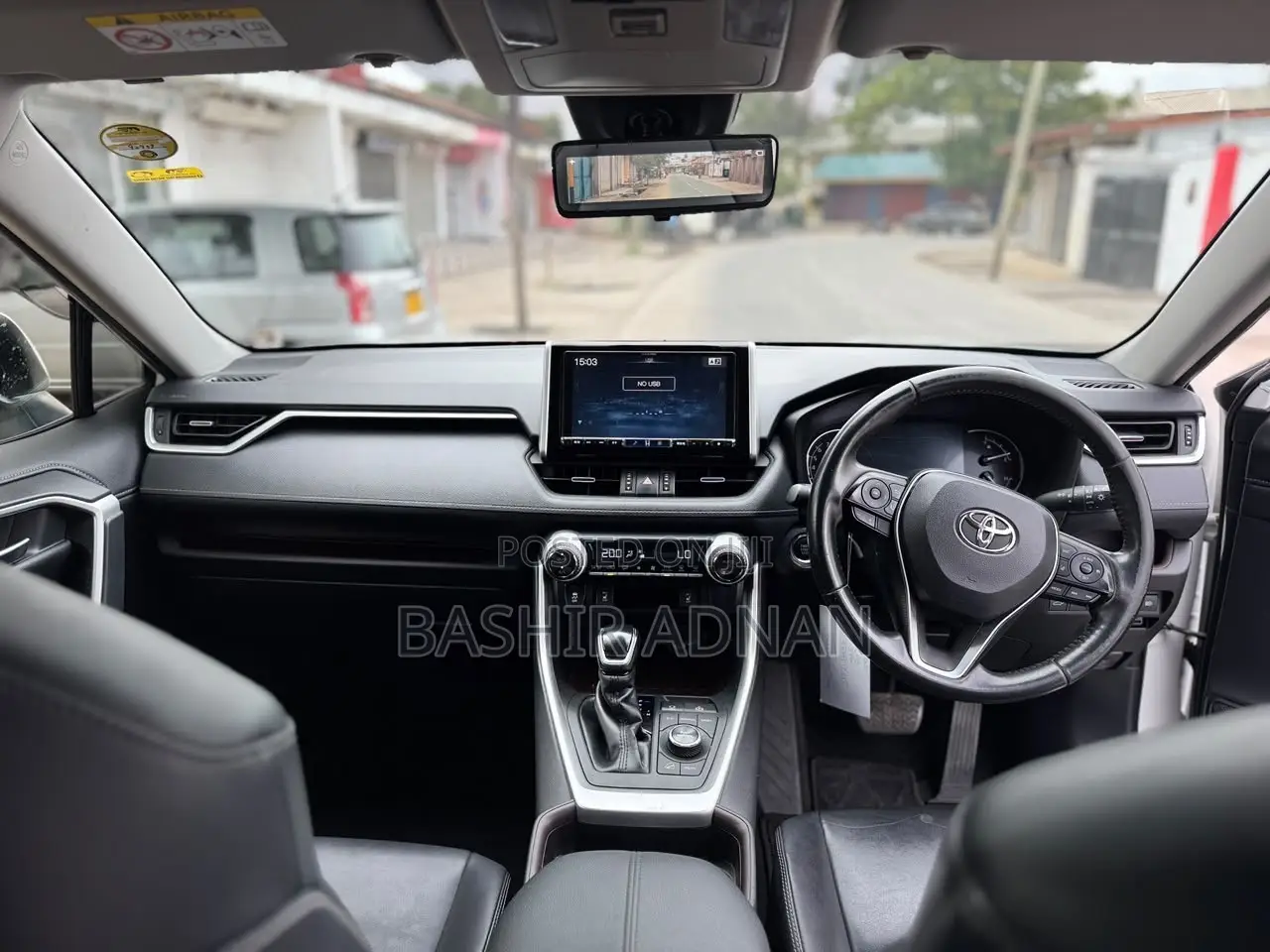 Toyota RAV4 2020 Off white