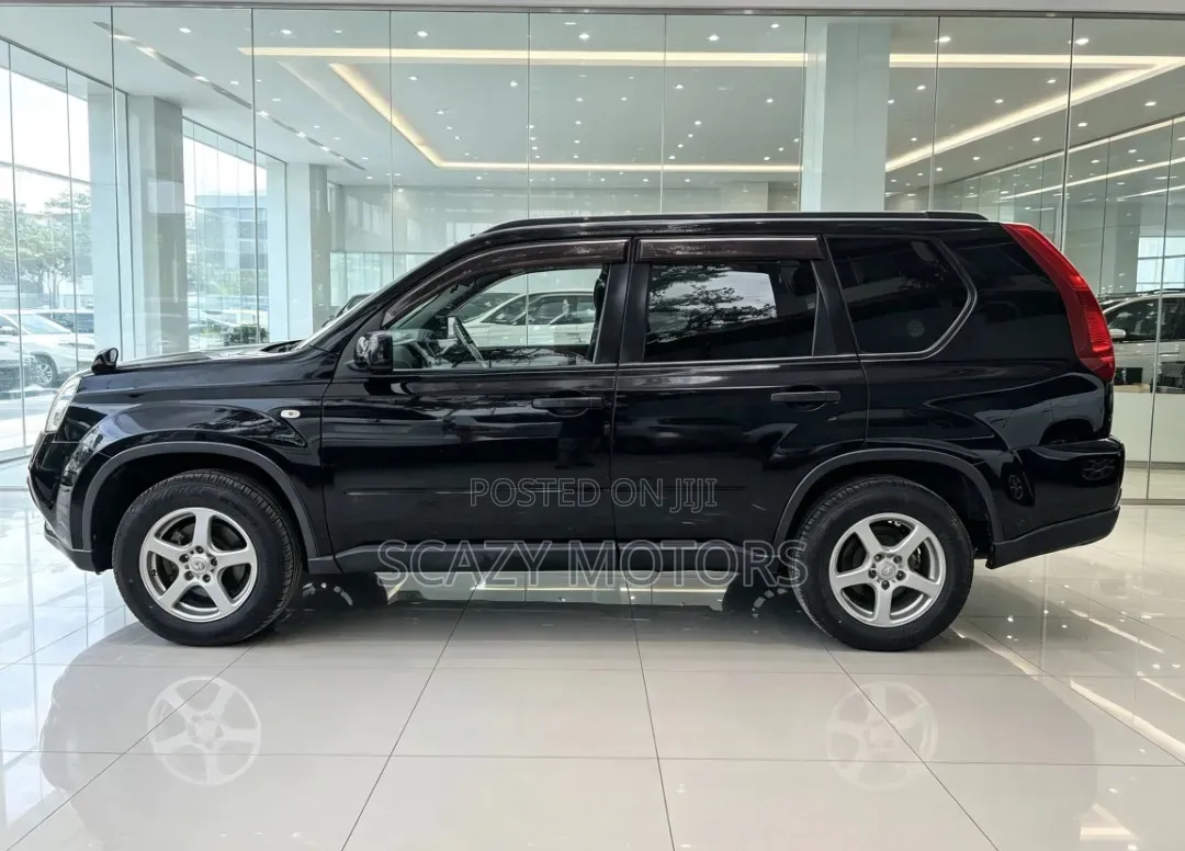 Nissan X-Trail 2011 Black