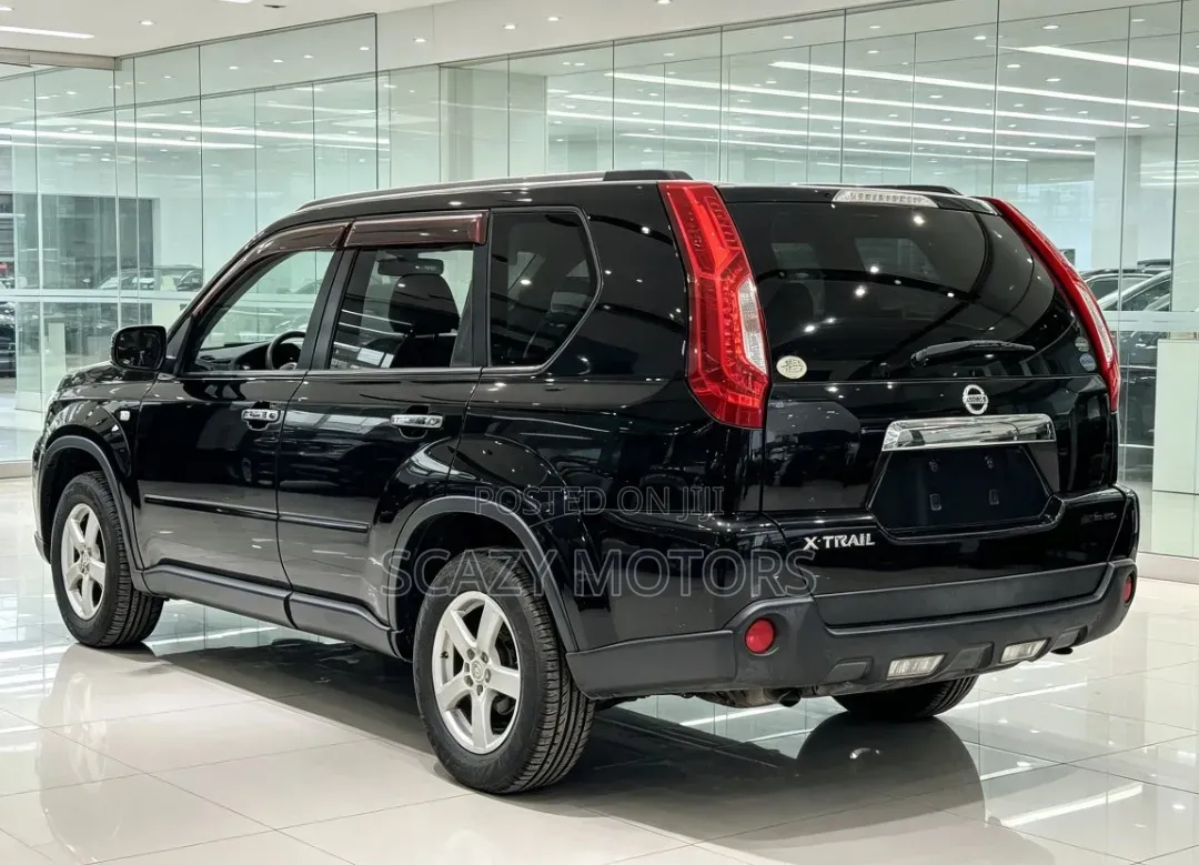 Nissan X-Trail 2011 Black