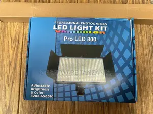 VariColor Pro LED 800 Video Light Kit Adjustable Brightness 3200