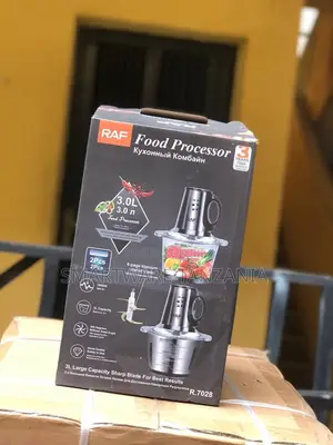 RAF 3L Food Processor With 1600W Motor, Titanium-Plated Blade 2 Pieces
