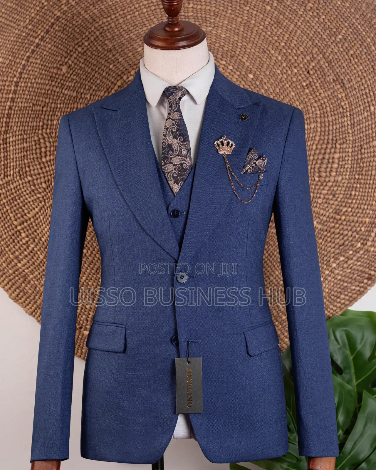 Three Pieces Men Exclusive