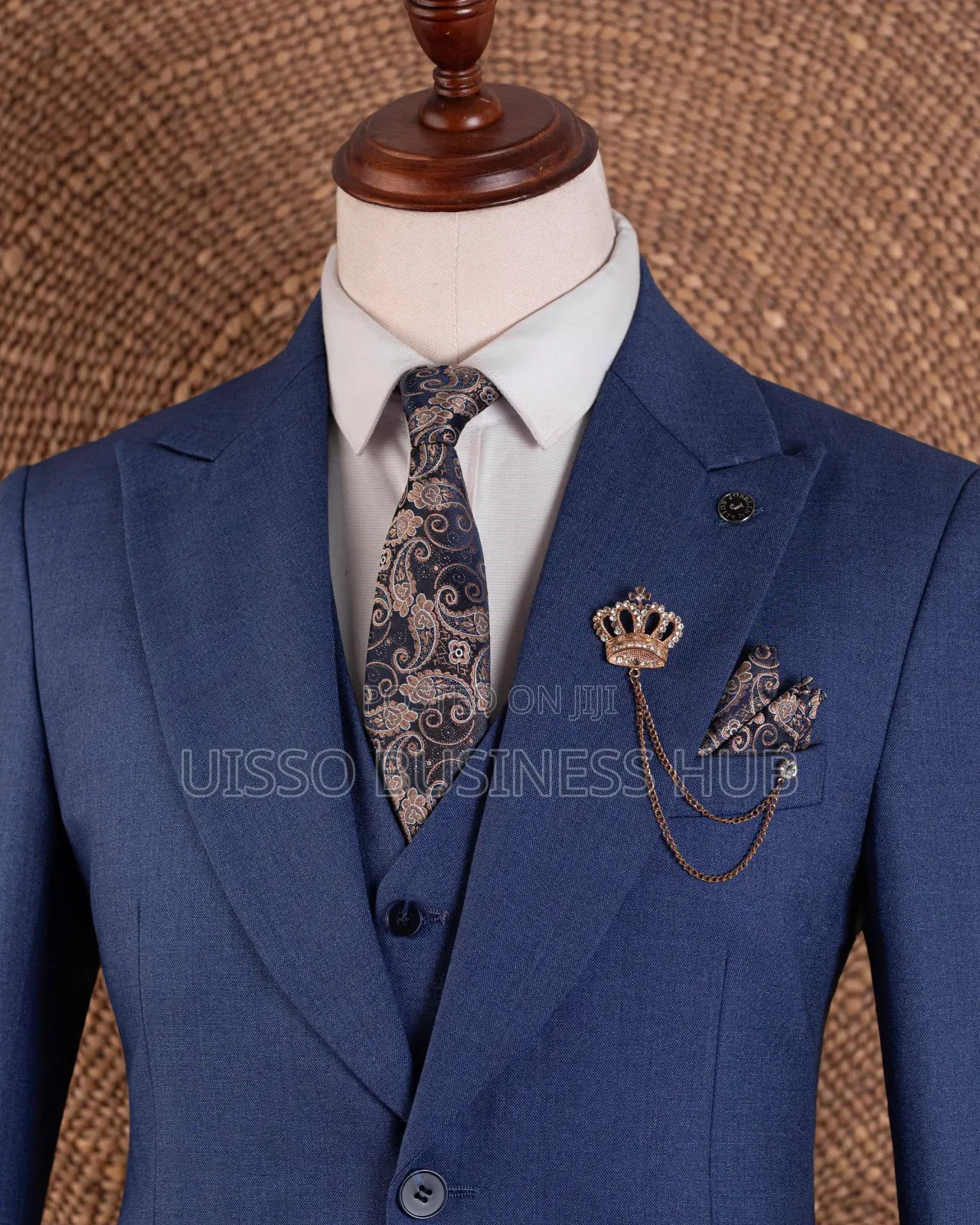 Three Pieces Men Exclusive