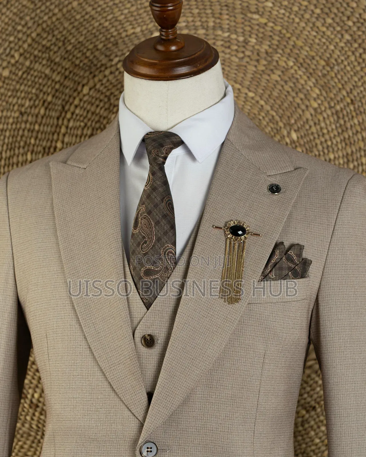 Exclusive New Suit Outfits