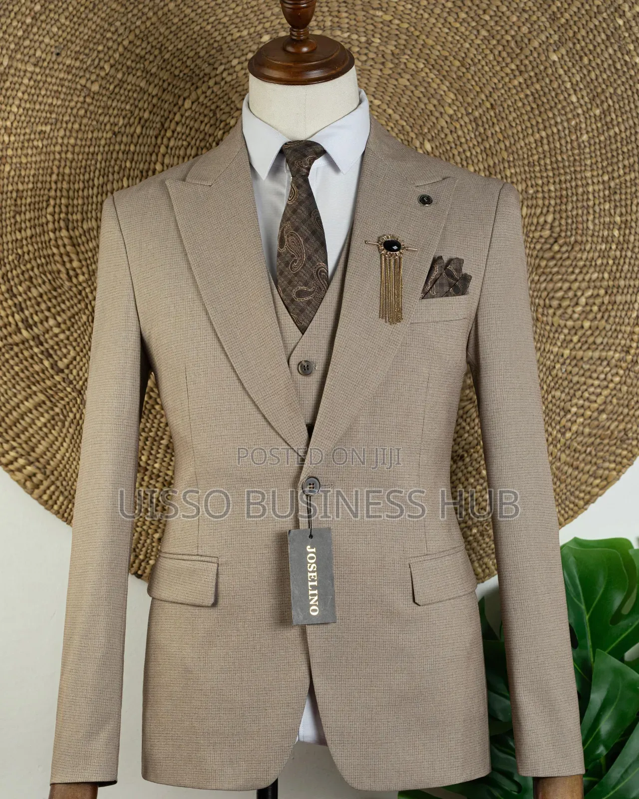Exclusive New Suit Outfits