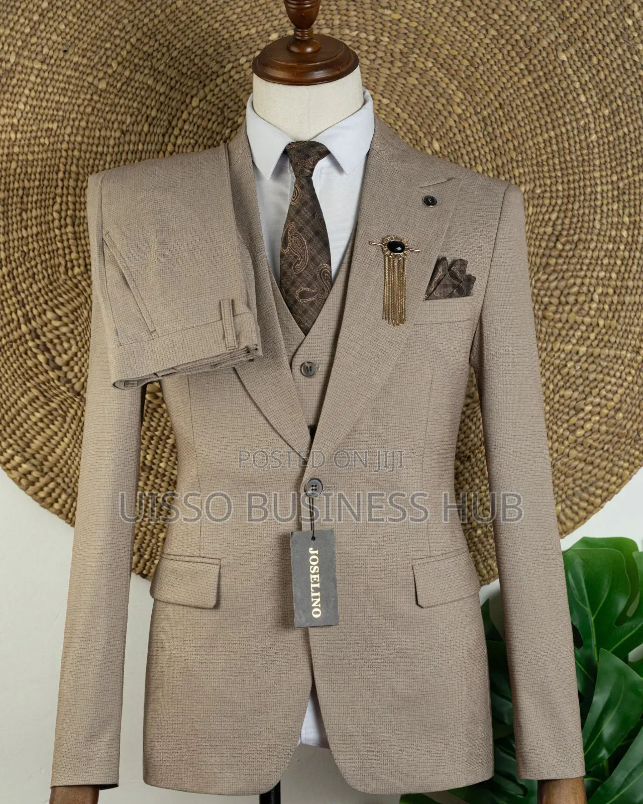Exclusive New Suit Outfits