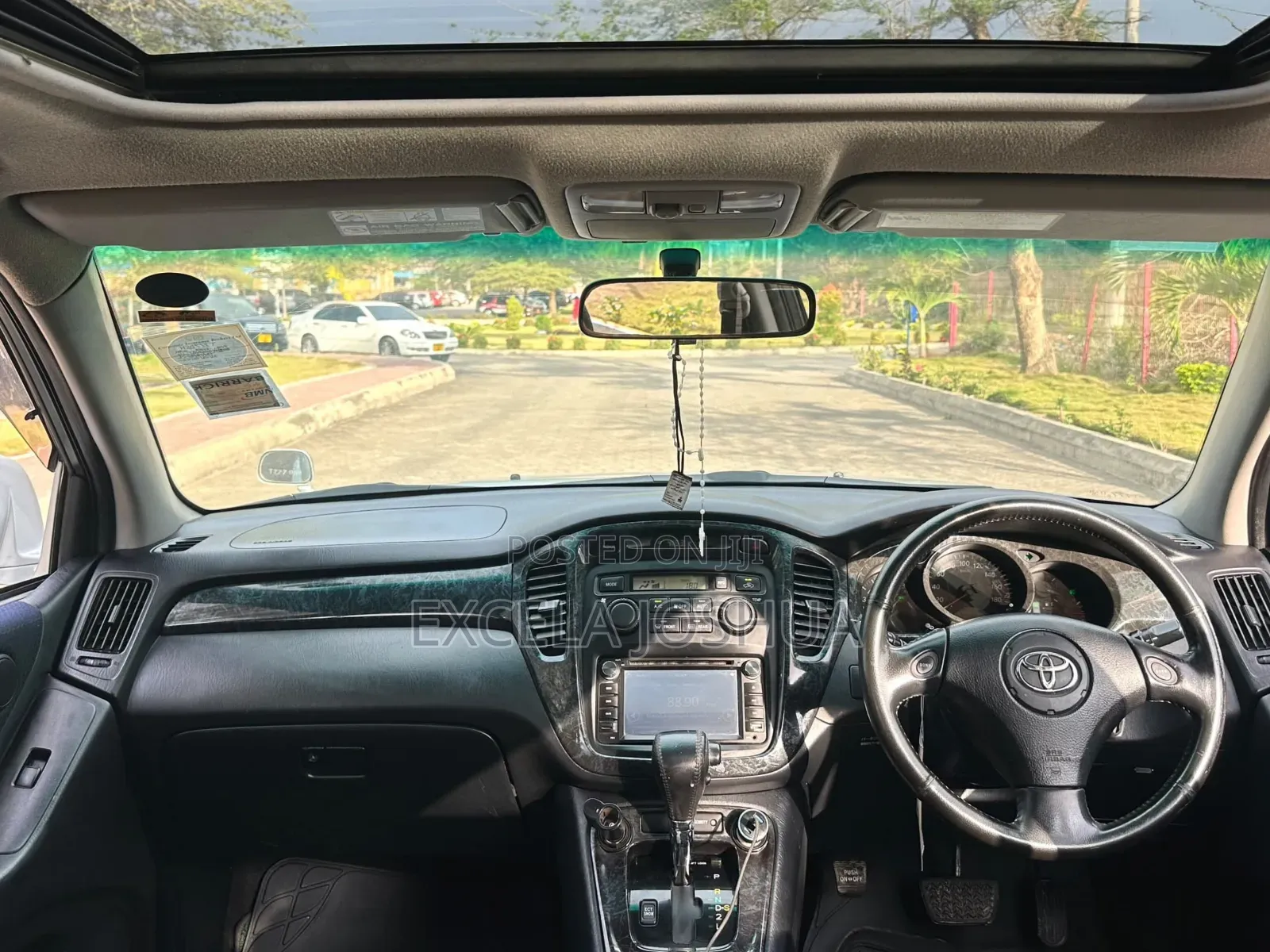 Toyota Kluger 2004 Silver
