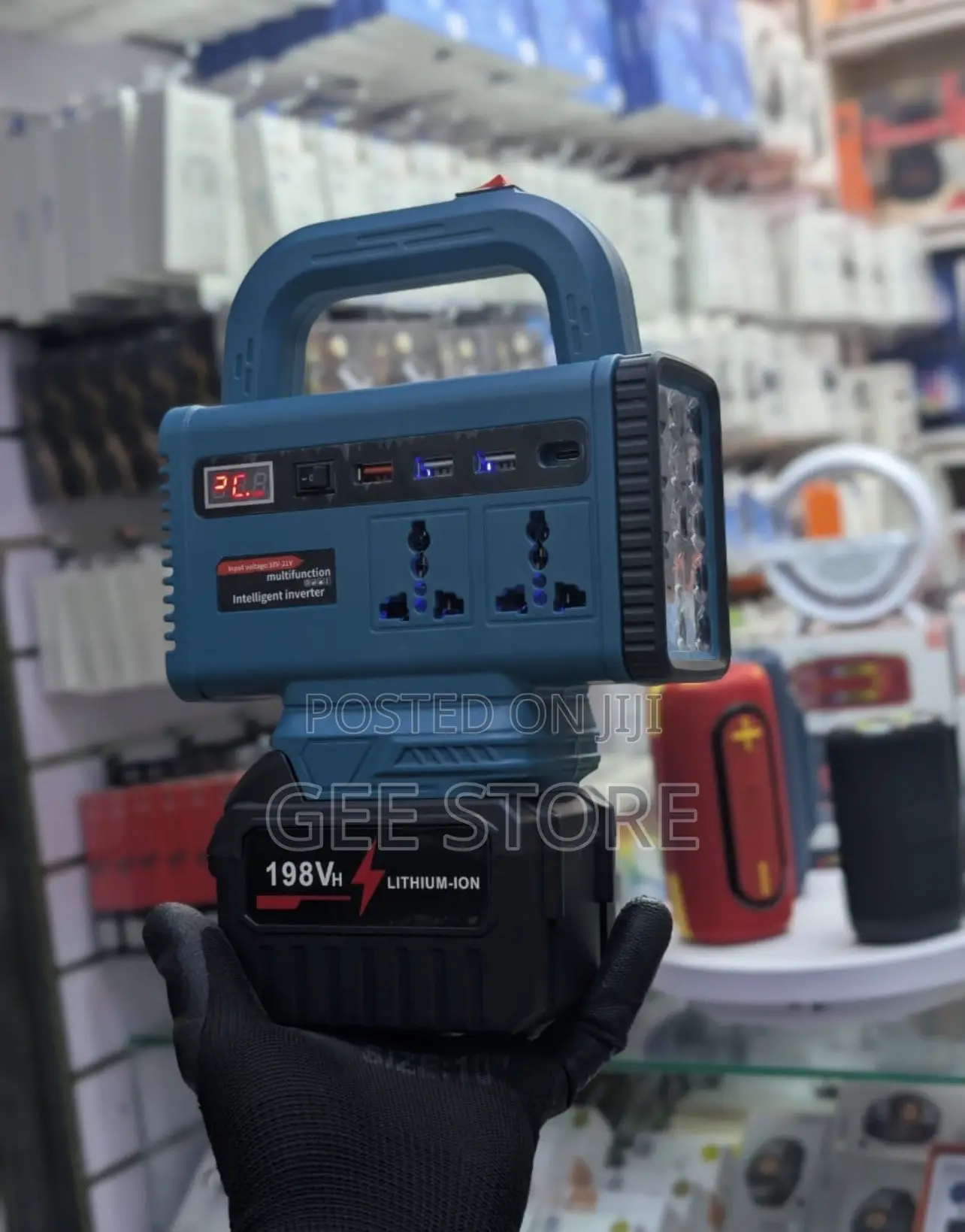 A Multifunction Intelligent Inverter Portable Power Station