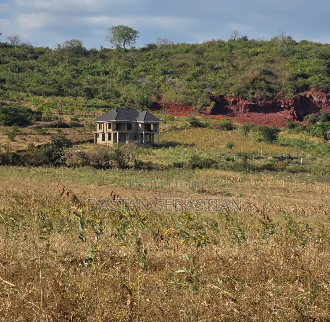 Arusha Kiserian East Africa Road