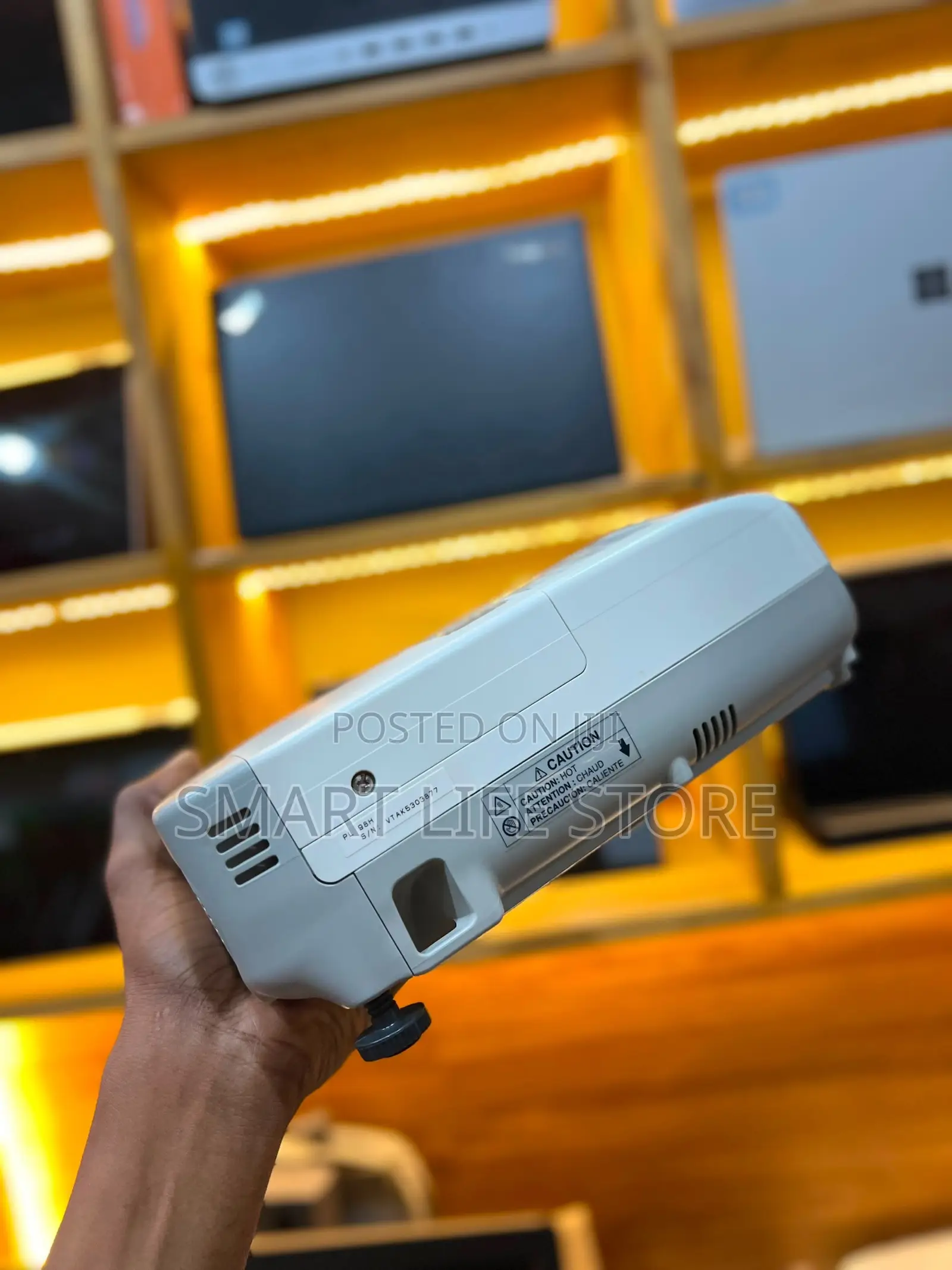 Epson Powerlite 520 Projector Bright Display — McHana