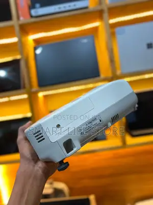 Epson Powerlite 520 Projector Bright Display — McHana