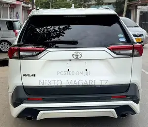 Toyota RAV4 2020 Off white