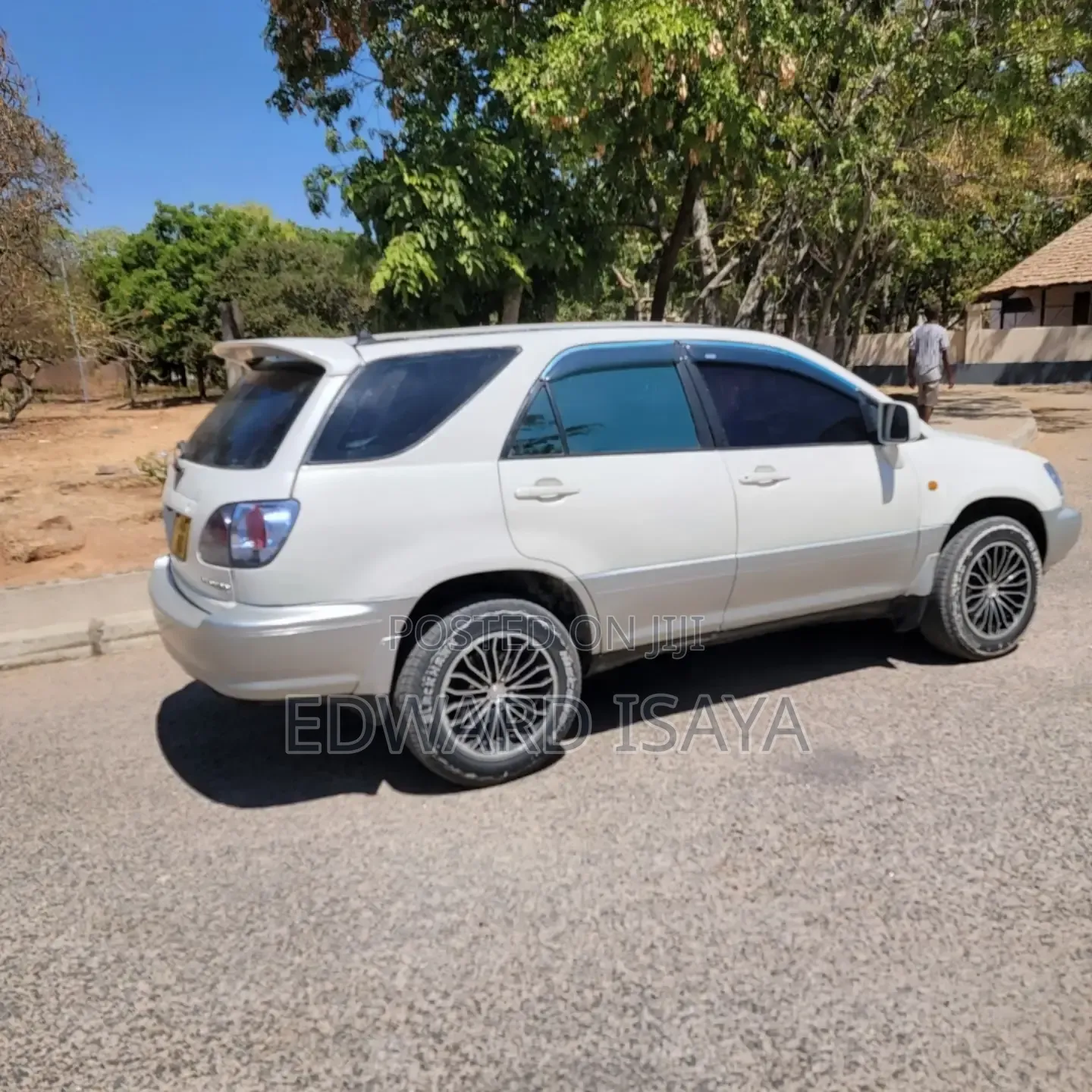 Toyota Harrier 2005 White