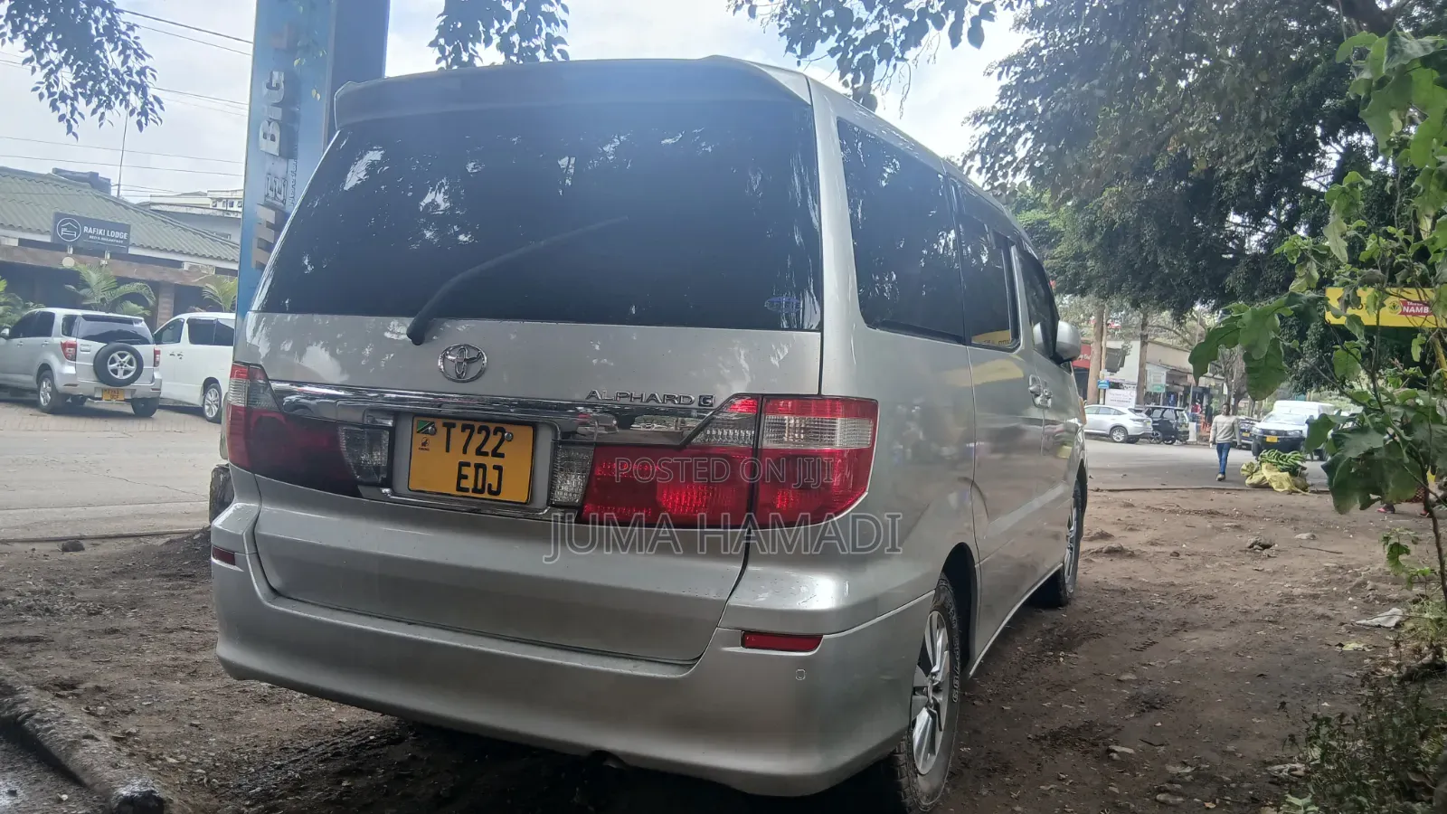 Toyota Alphard 2005 Silver
