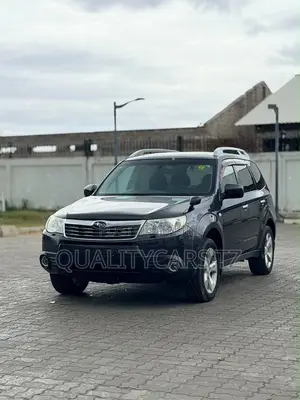 Subaru Forester 2010 Black