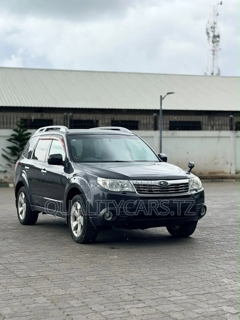 Subaru Forester 2010 Black