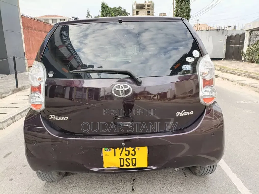 Toyota Passo 2011 Black