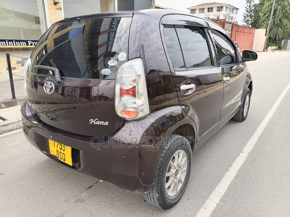 Toyota Passo 2011 Black