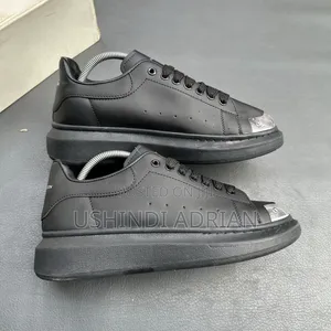 alexander McQueen—velmont Shoesbrand: Alexander McQueen