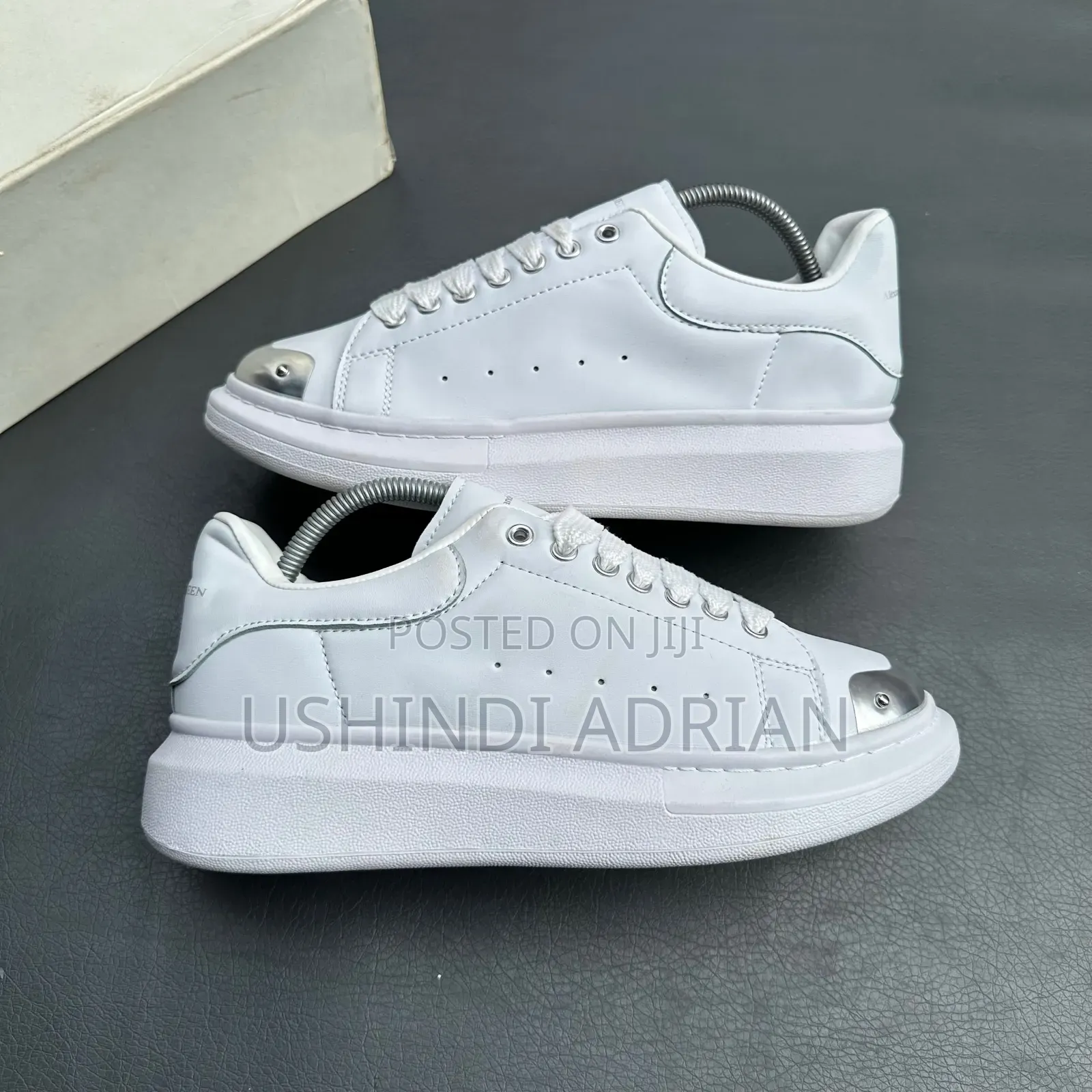 alexander McQueen—velmont Shoesbrand: Alexander McQueen