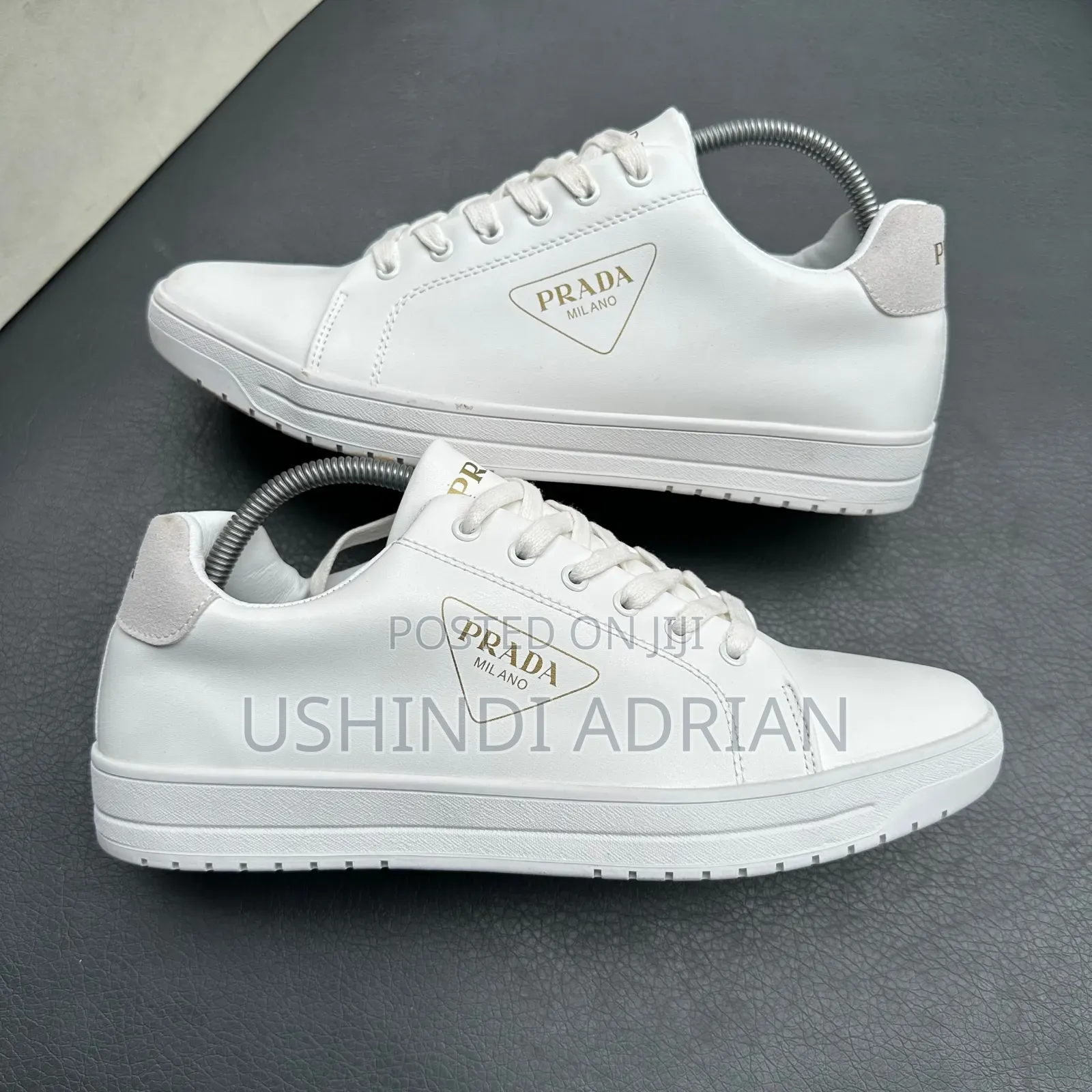 prada—calvion Shoesbrand: Prada