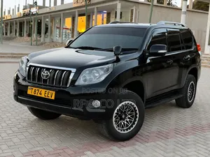 Toyota Land Cruiser Prado 2010 Black