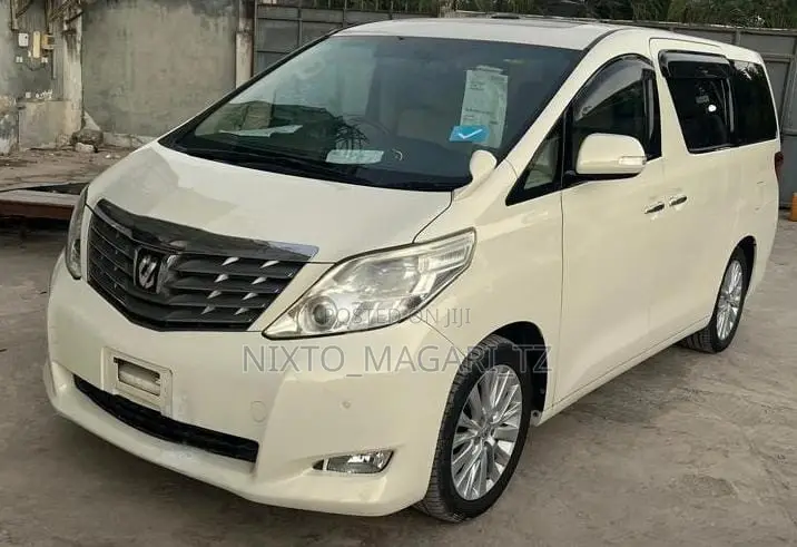 Toyota Alphard 2010 White