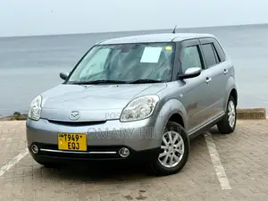Mazda Verisa 2010 Silver