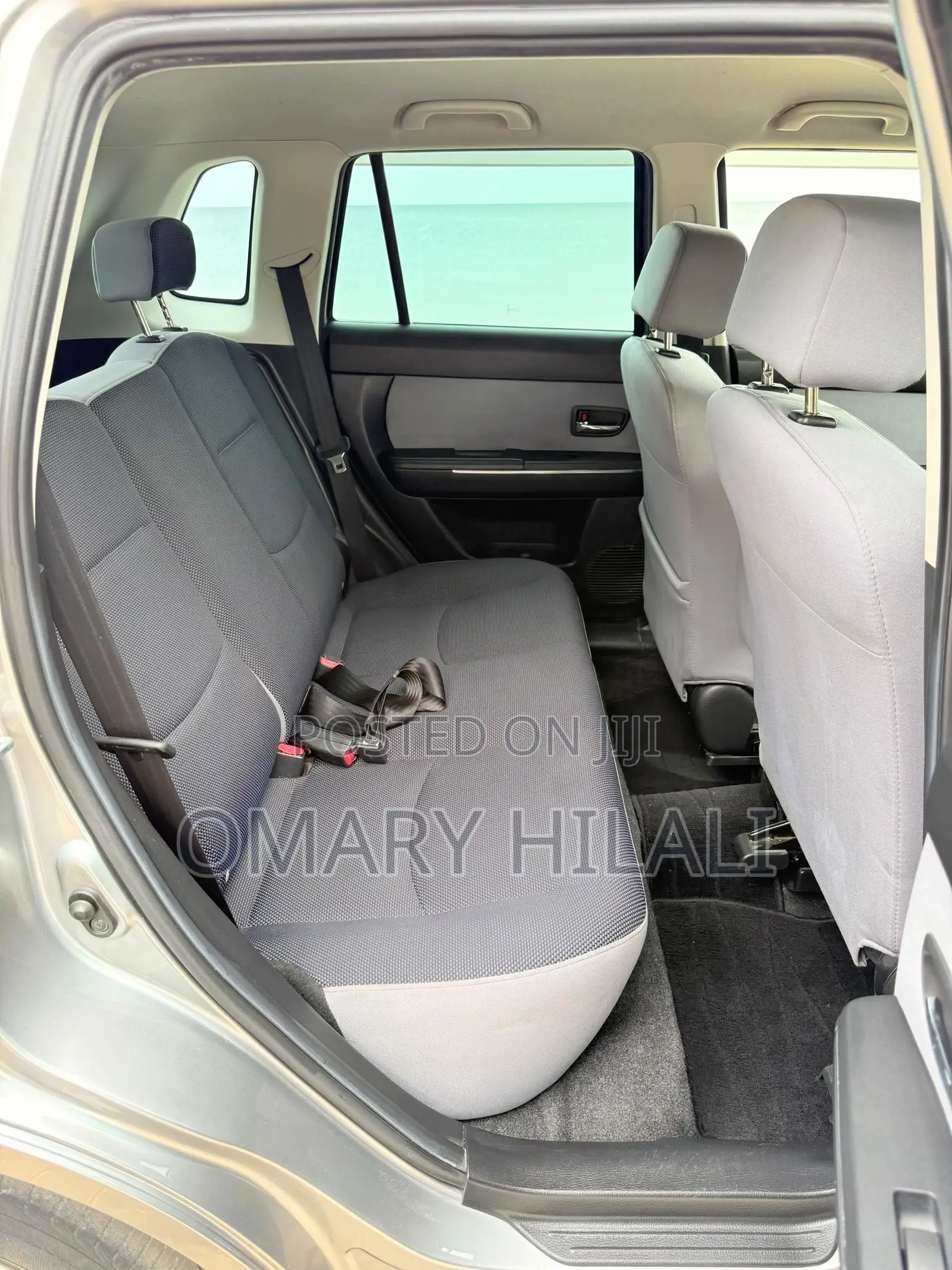 Mazda Verisa 2010 Silver