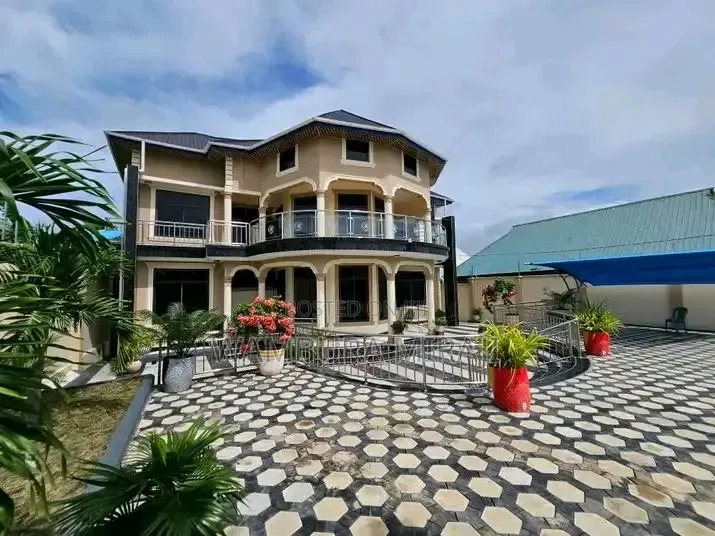 Furnished 5bdrm Bungalow in Nyumba, Temeke for sale
