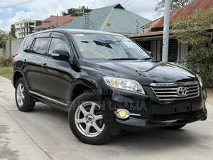 Toyota Vanguard 2010 Black