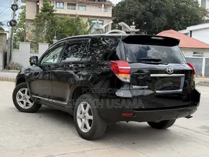Toyota Vanguard 2010 Black