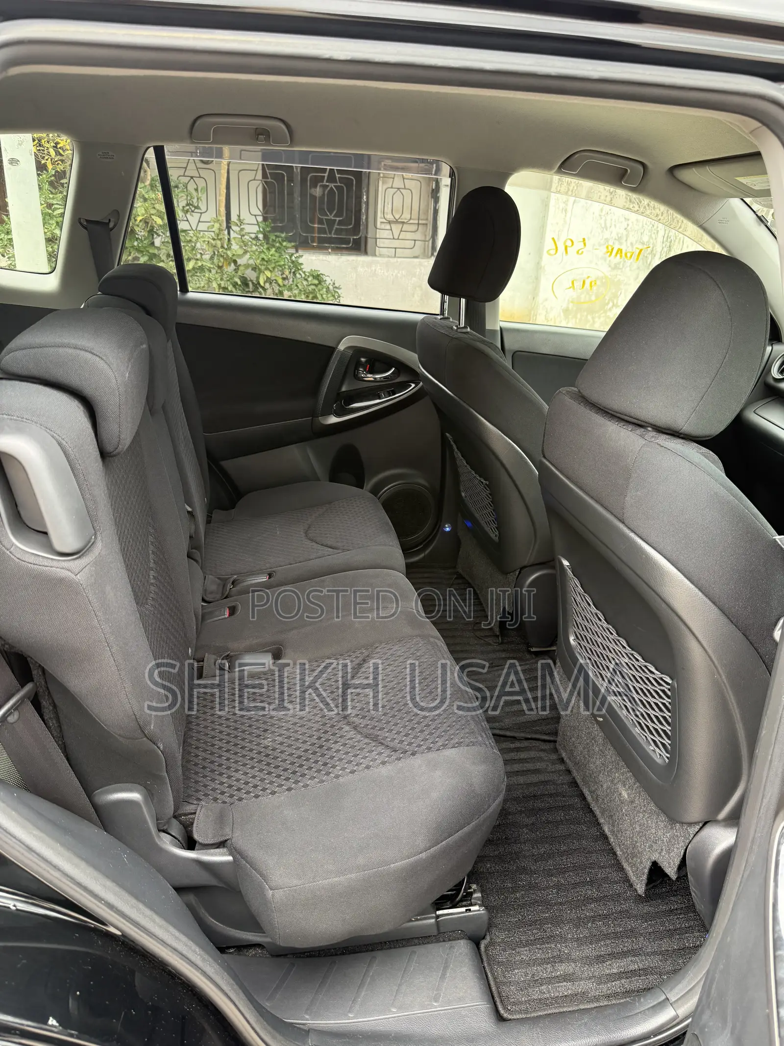 Toyota Vanguard 2010 Black