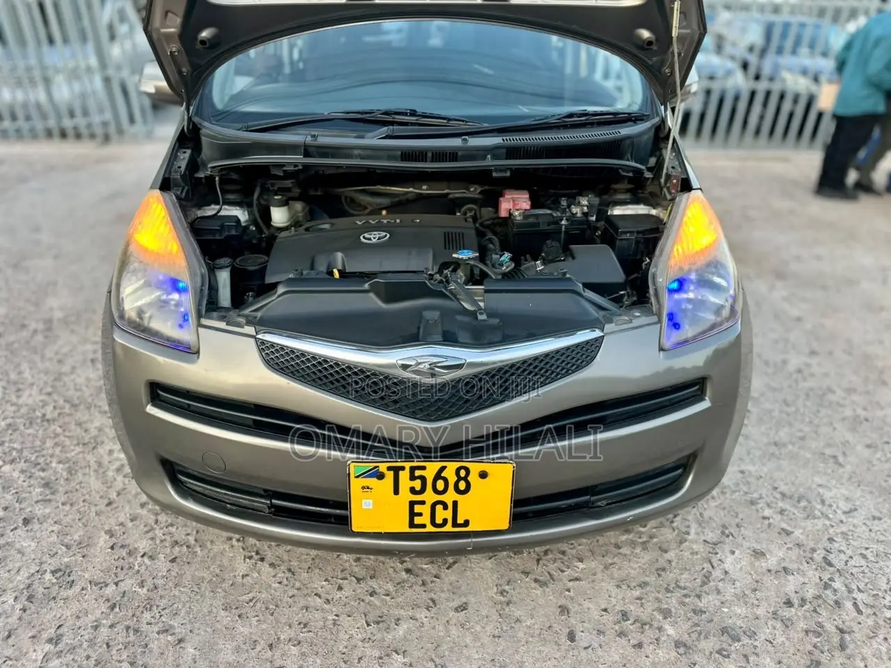 Toyota Ractis 2007 Gray