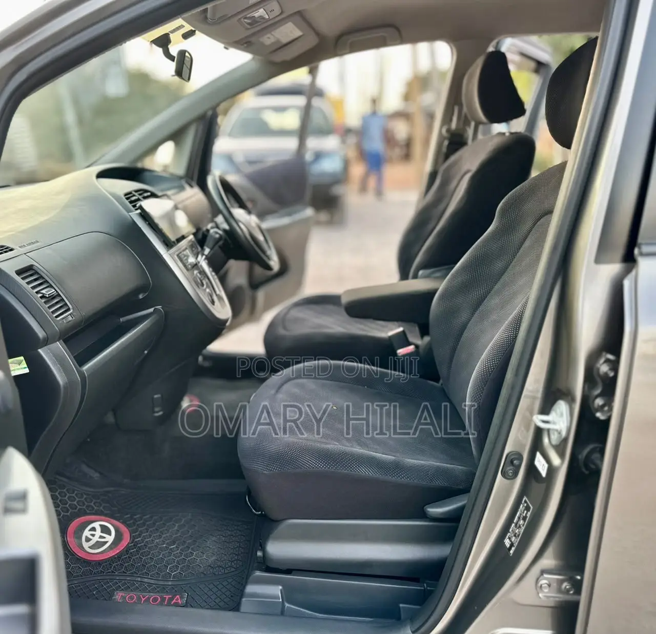 Toyota Ractis 2007 Gray