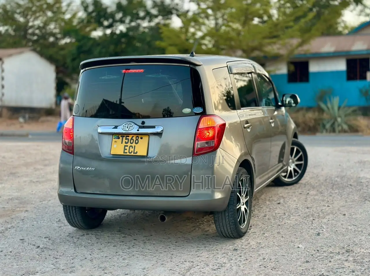 Toyota Ractis 2007 Gray