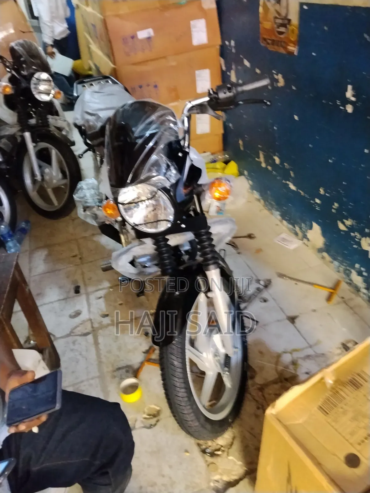 New Bajaj Boxer 125 2026 Black